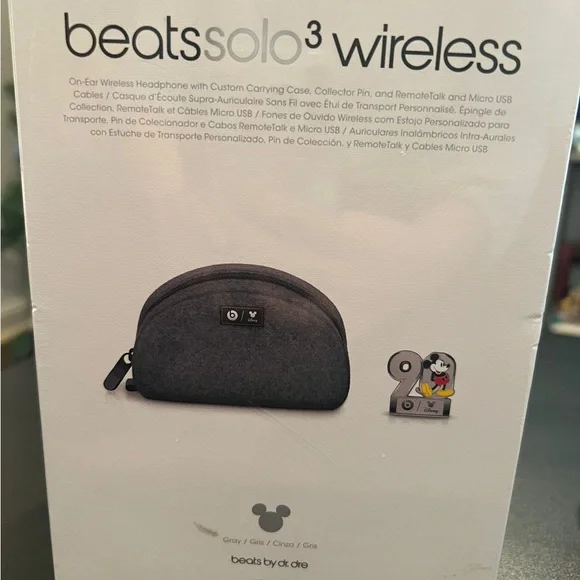 Beats Dr Dre Solo 3 Mickey 90th Anniv. Limited Edition Headphones - Picture 3 of 9